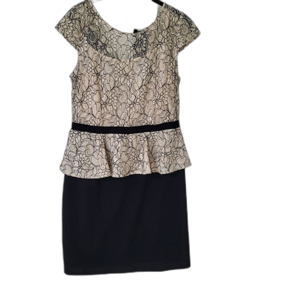 Lace Dress - Size 10